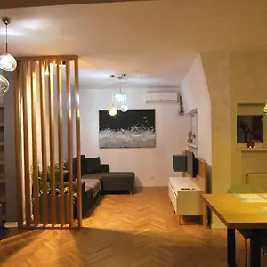 apartment-in-berindey-palace.bucharesthotelsnow.com/