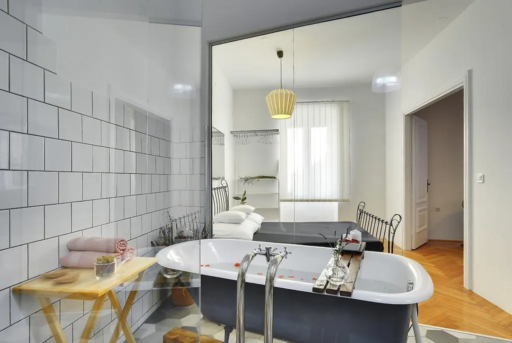 Apartments Forum Croatia